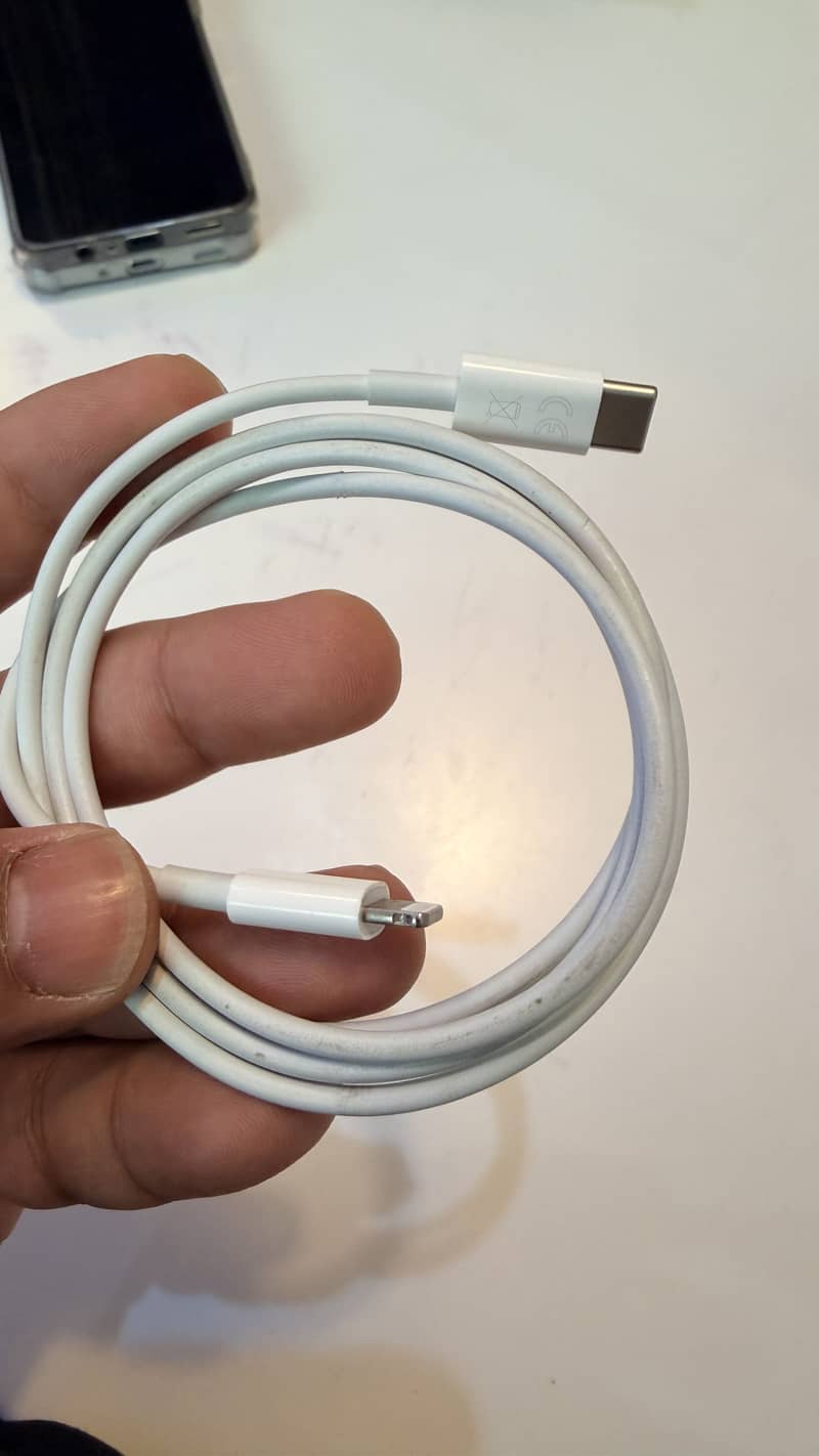 Apple iPhone X 4