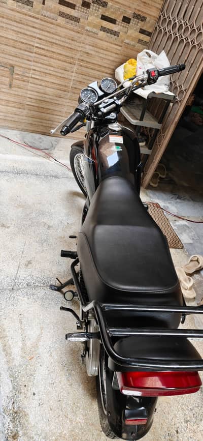 Suzuki Gs150 just like new 7,200 km geniune mileage , ppf installed