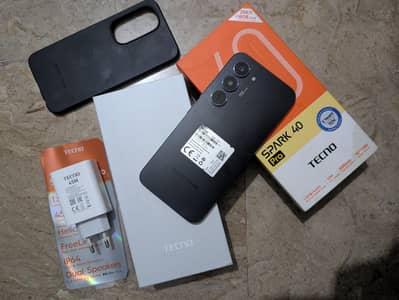 Tecno Spark 40 pro