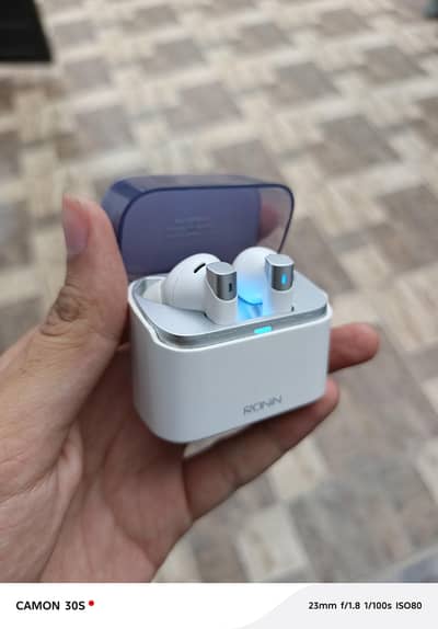 Ronin Glacier Buds
