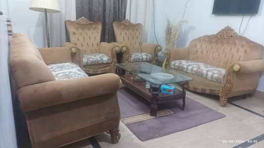 Luxury Royal Sofa Set / Classic Style Sofa Set - Excellent Condition