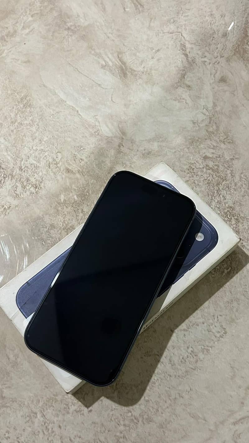 Apple iPhone 17 Pro 1