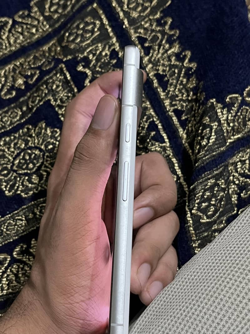 Google Pixel 7 2