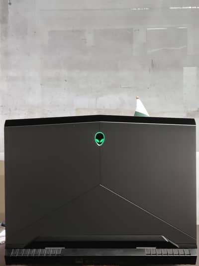 DELL ALIENWARE 17 R4