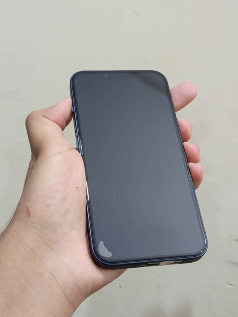 Apple iPhone 14 2