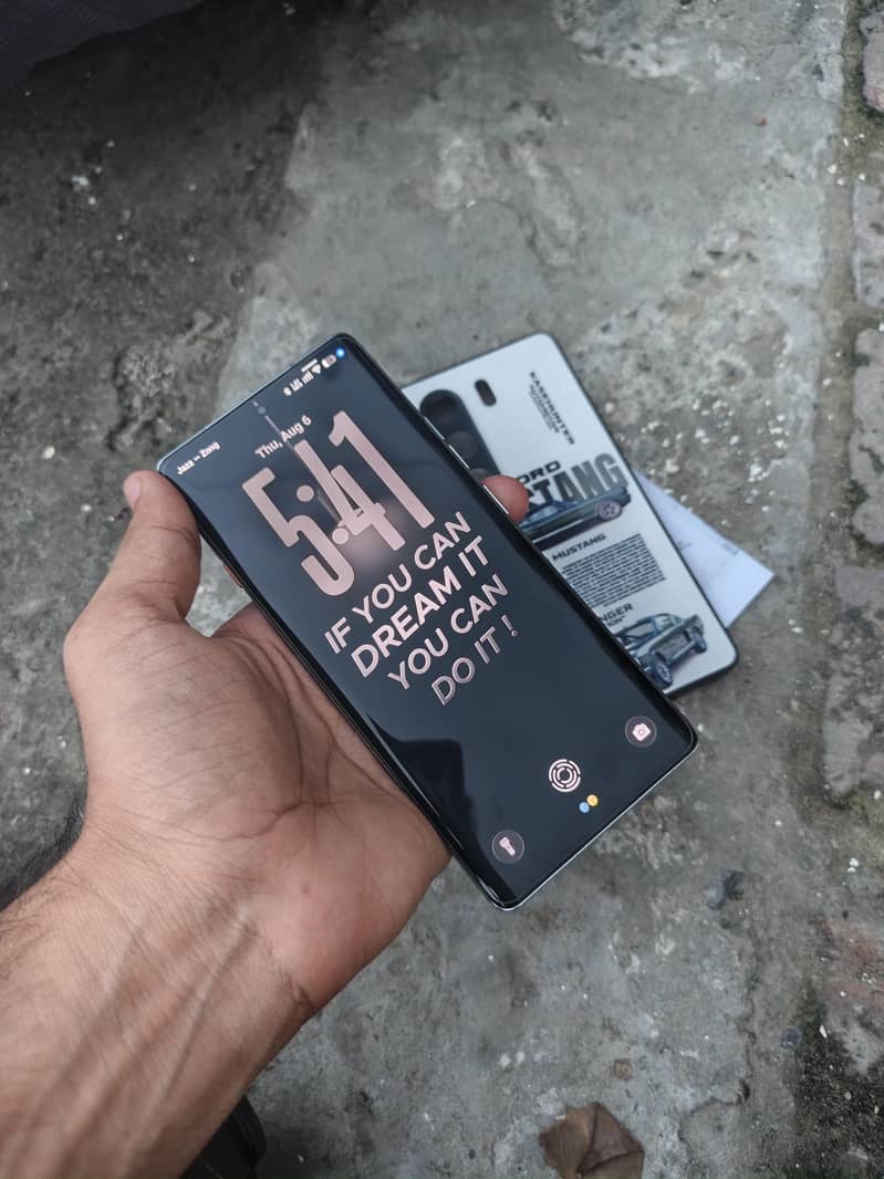 Tecno CAMON 40 Pro 4