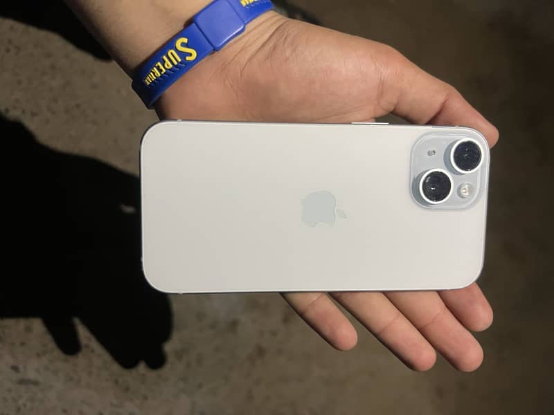 Apple iPhone 15 0