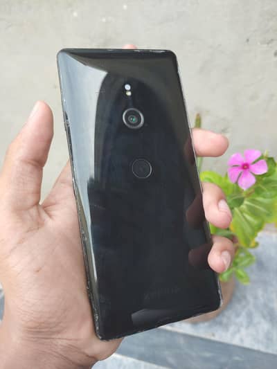 Sony XZ3 urgent sale