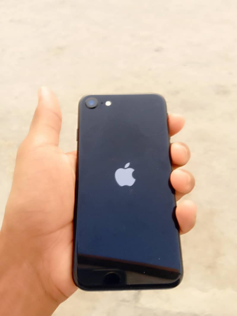 Apple iPhone SE 0