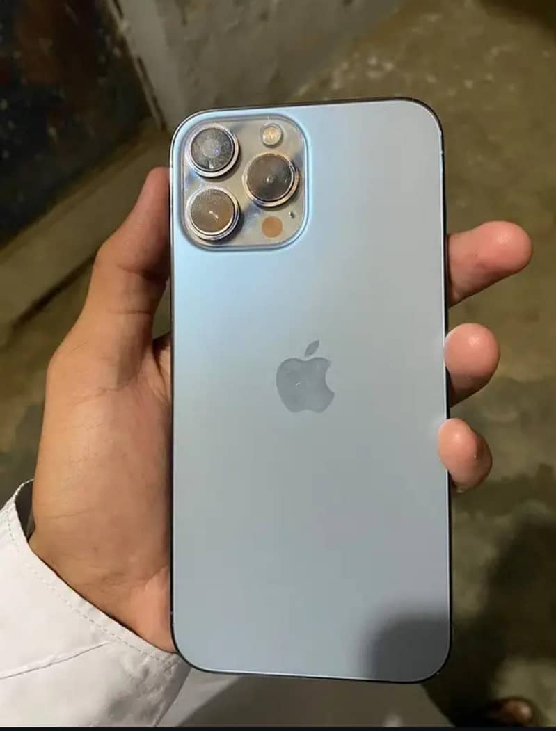 Apple iPhone 13 Pro 1
