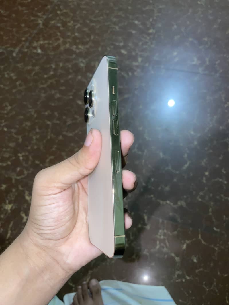 Apple iPhone 13 Pro 5