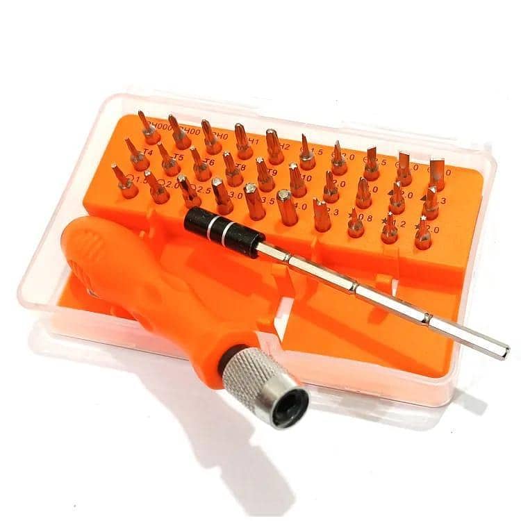 screw driver box set in orrange colour 12