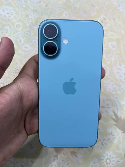 Apple iPhone 16