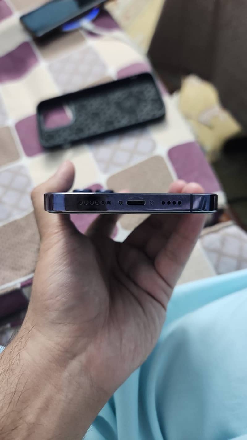 Apple iPhone 14 Pro Max 5