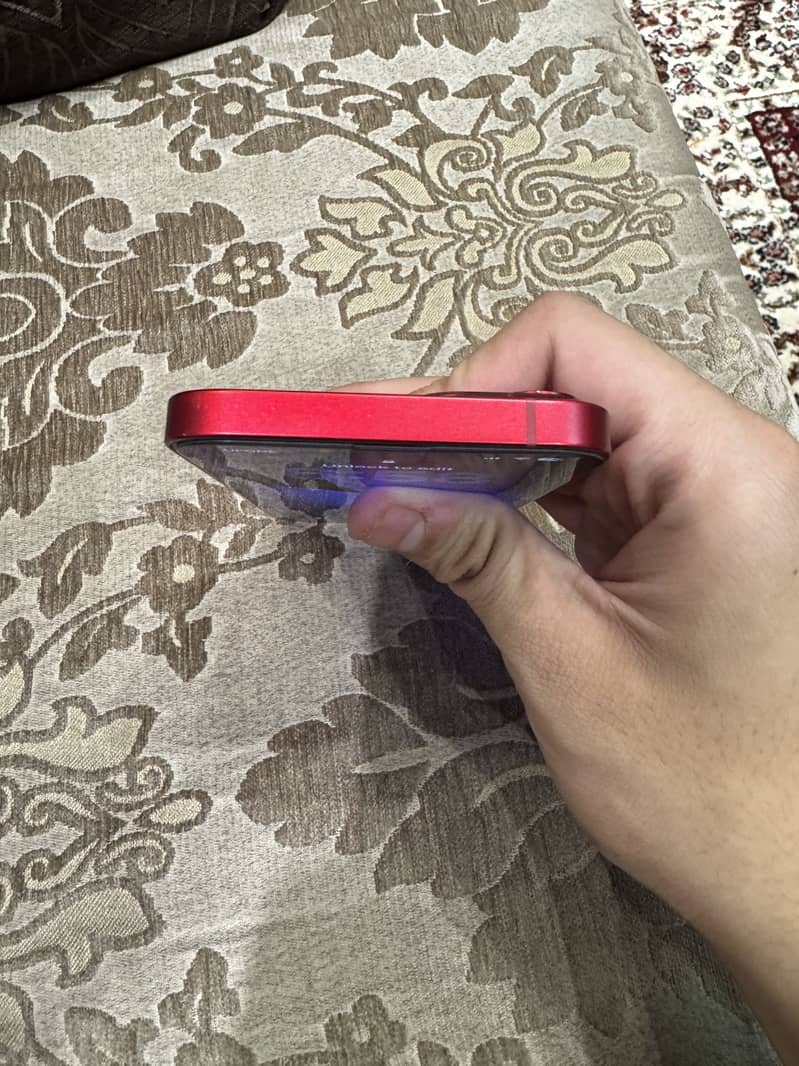 Apple iPhone 13 1