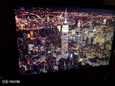 19 Inch Full HD 1080p LED TV / Gaming Monitor.