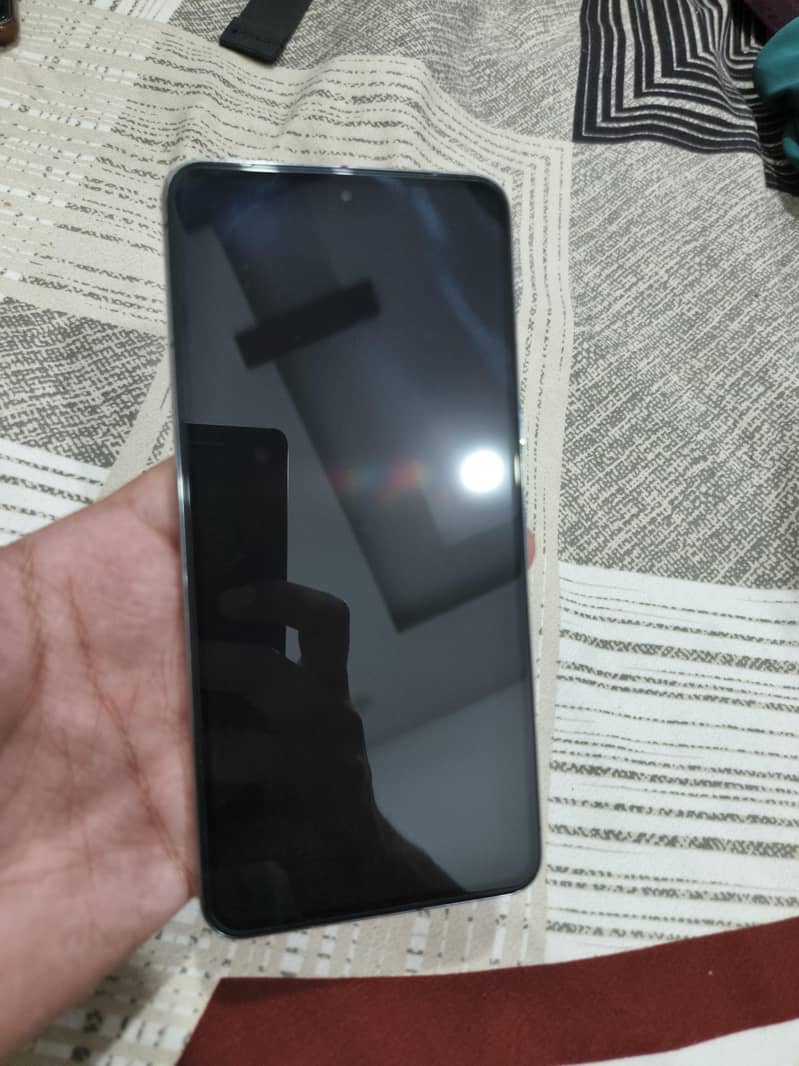 Google Pixel 8 Pro 6