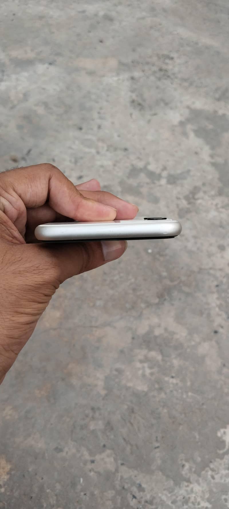 Apple iPhone 11 5