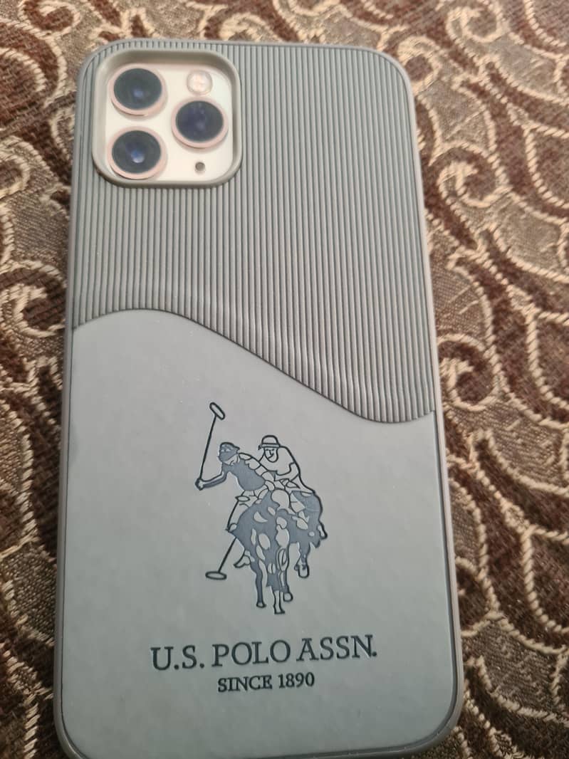 Apple iPhone 11 Pro 0