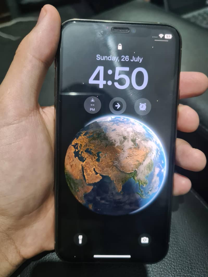 Apple iPhone 11 Pro 3