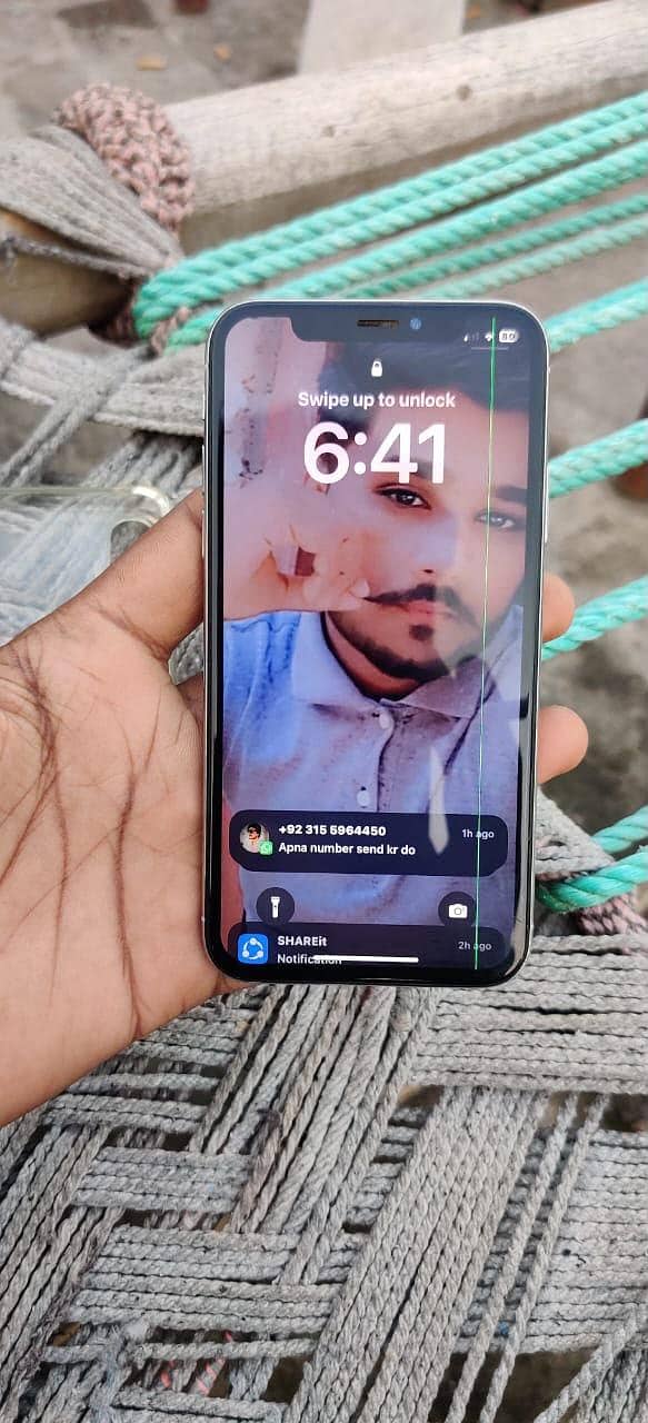 Apple iPhone X 3
