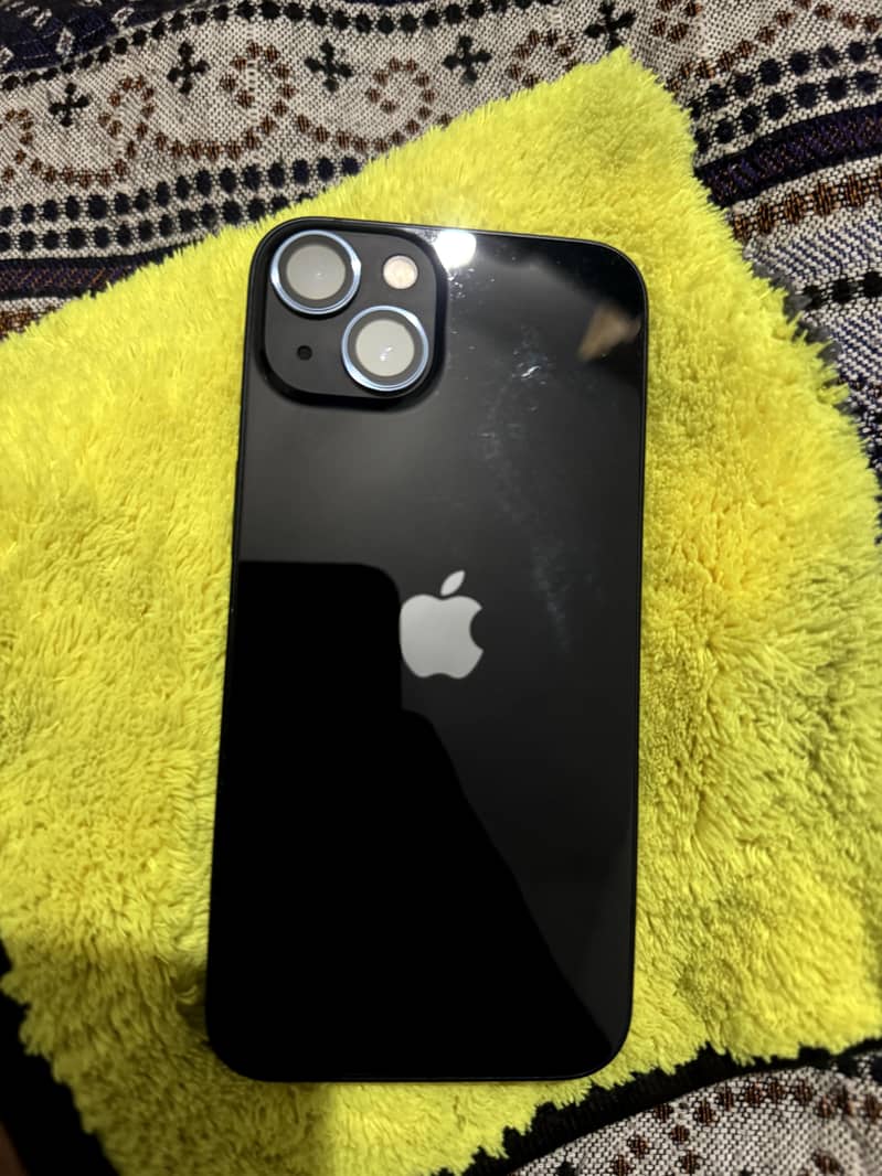 Apple iPhone 13 5
