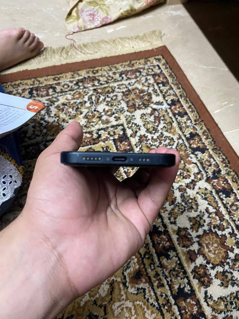Apple iPhone 15 3