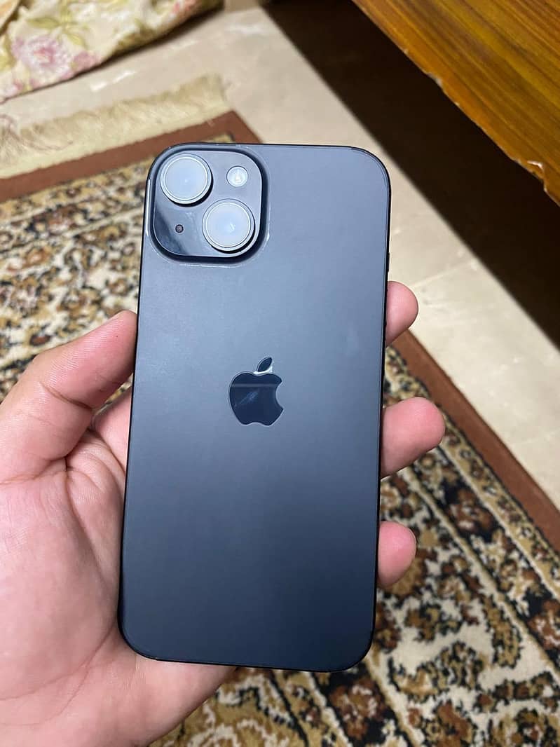 Apple iPhone 15 5