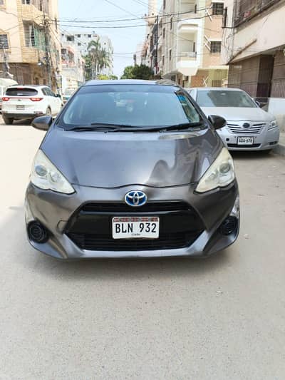 Toyota Aqua 2015 s key