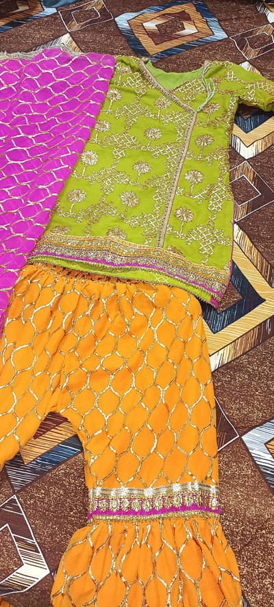 gharaha ant shot kameez 3pic