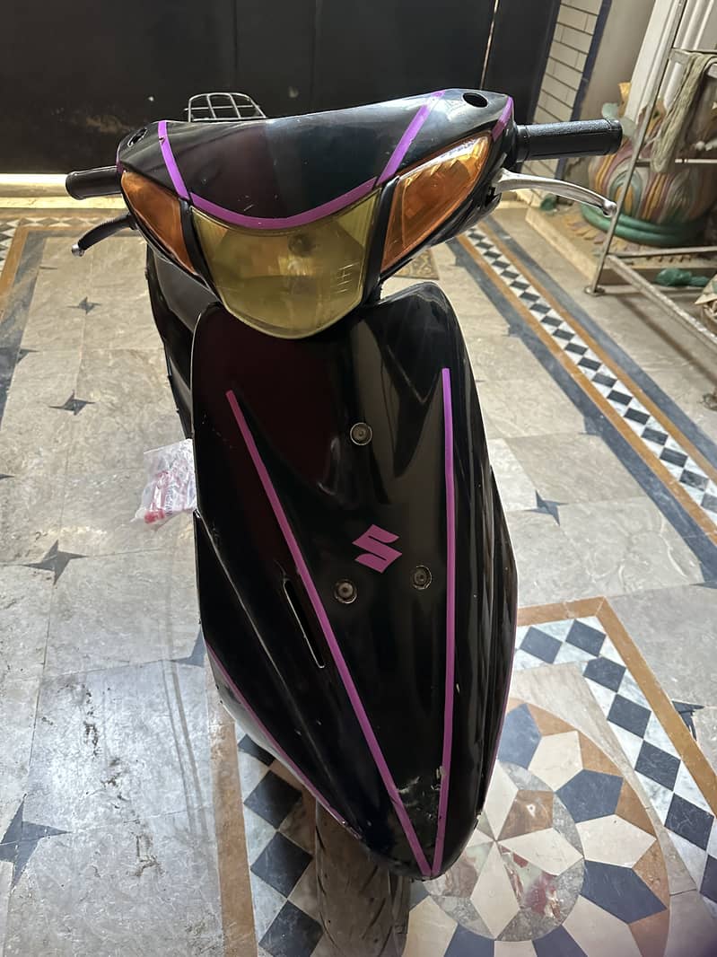 Scooty 0