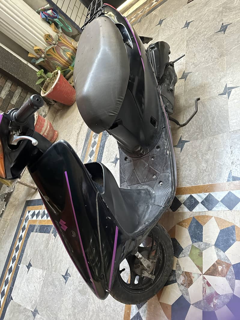 Scooty 7