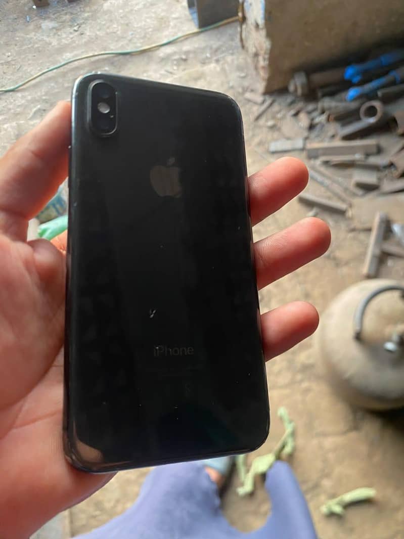 Apple iPhone X 3