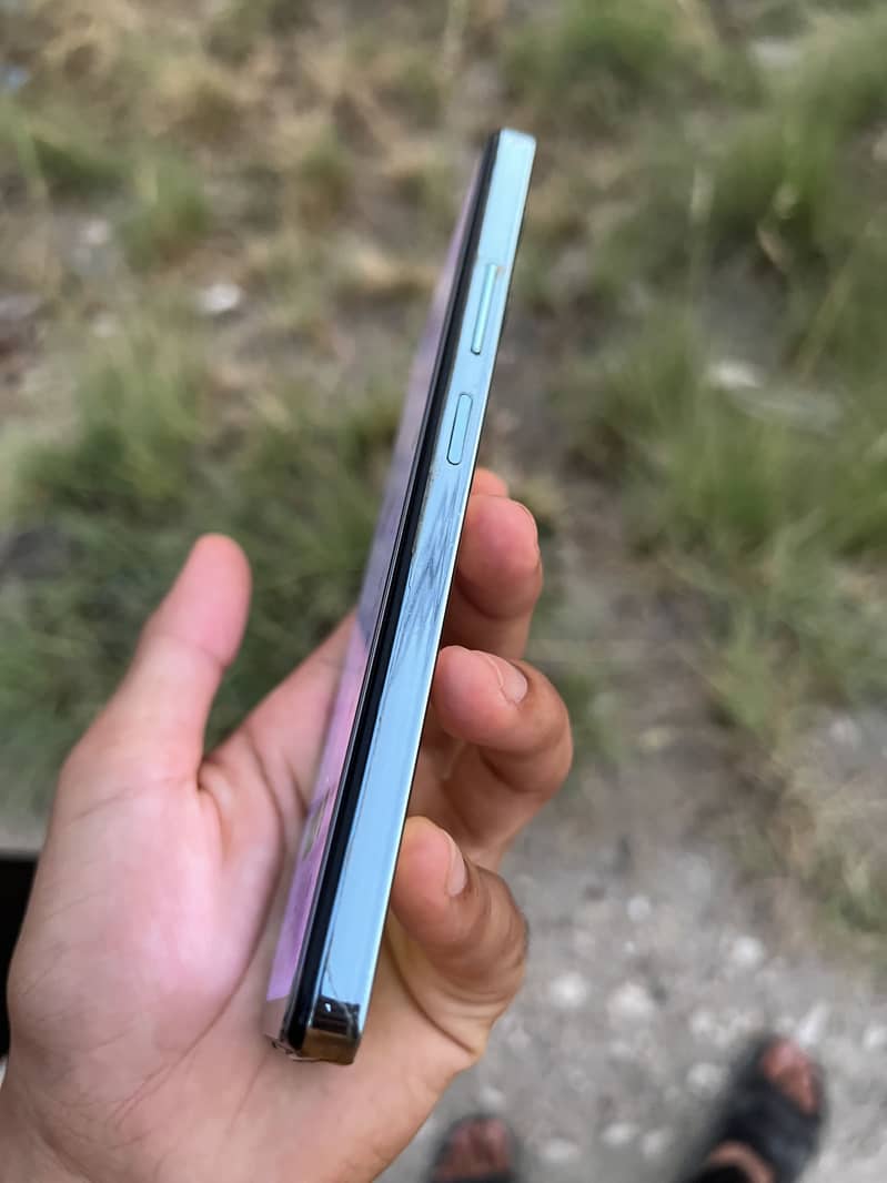 Infinix Note 30 5