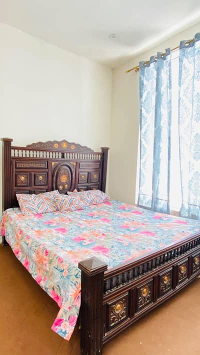 king size bed