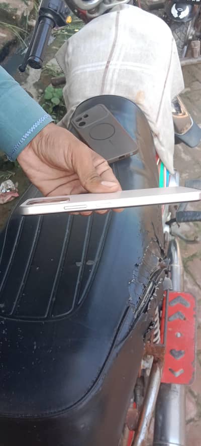 OPPO A6 8/256GB