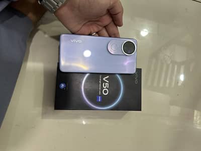 Vivo V50