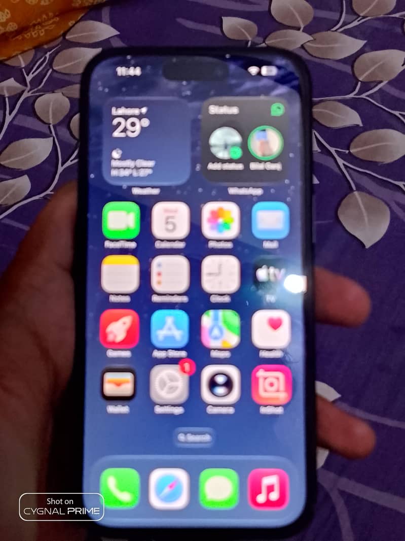Apple iPhone 15 2