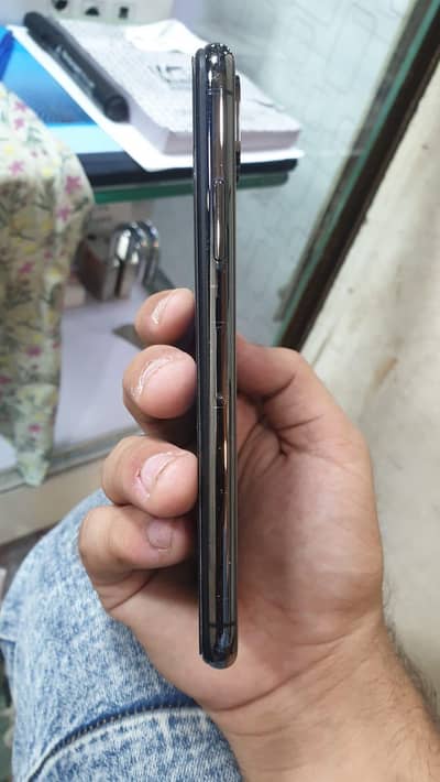 Apple iPhone X urgent