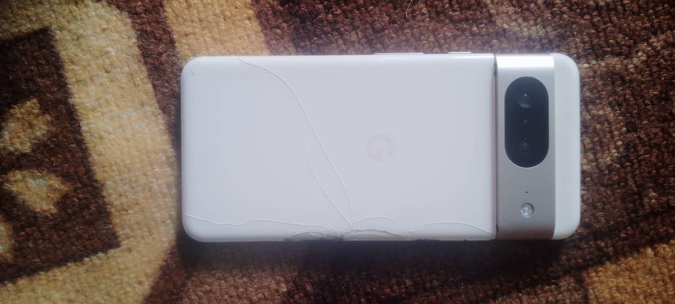 Google Pixel 8 1