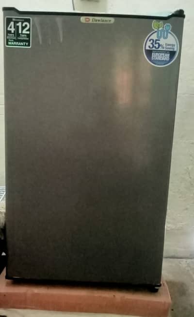 Dawlance mini refrigerator 9101 SD R