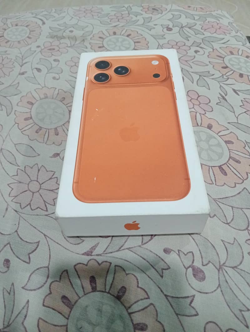 Apple iPhone 17 Pro Max,, 1