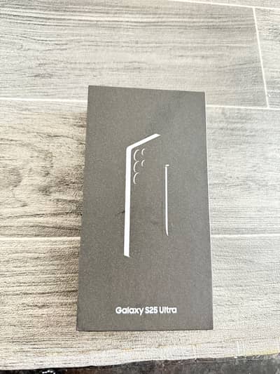 Samsung  S25 Ultra