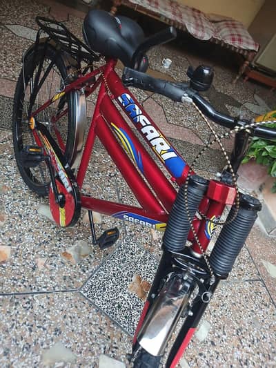 Bilkul new cycle hai lush condition hai