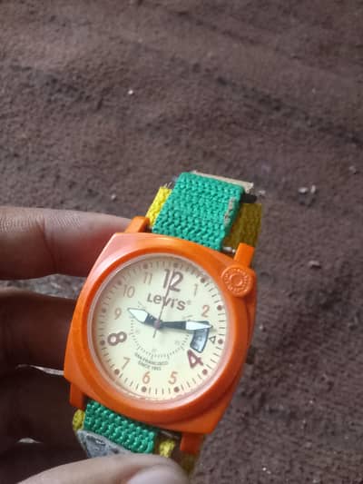 livis watch orignall Japan watch sale arjent