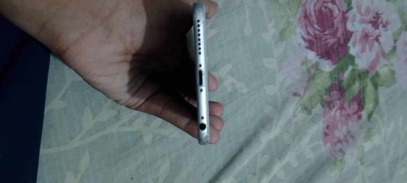 iPhone 6 Plus 4