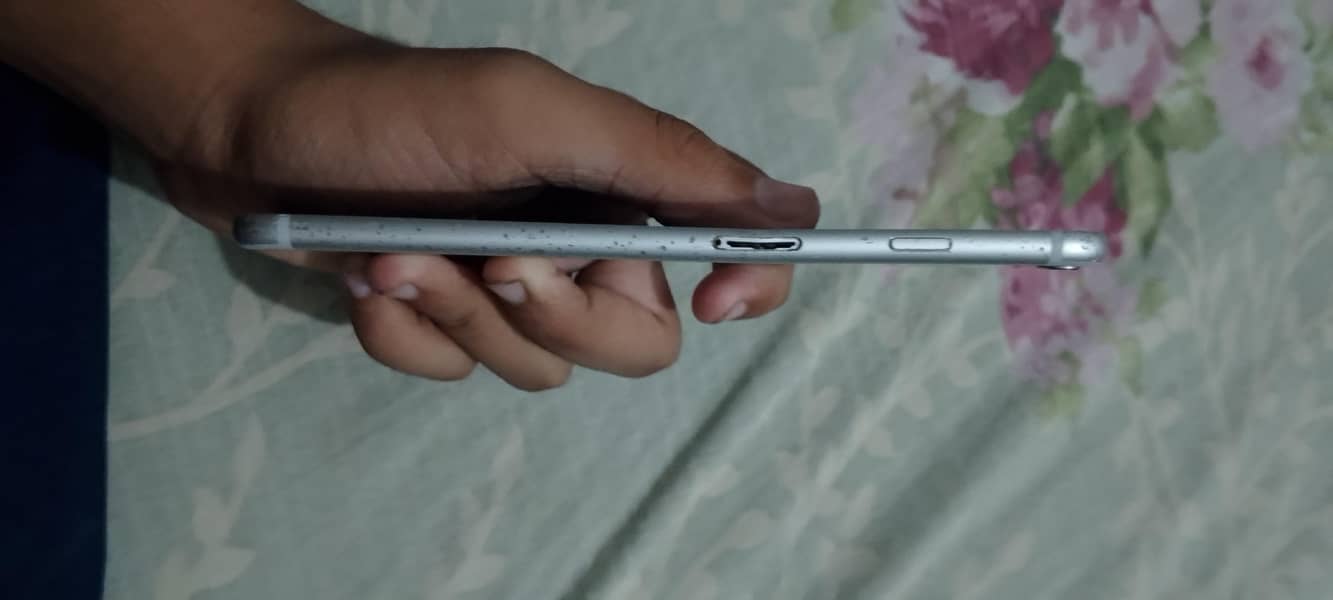 iPhone 6 Plus 7