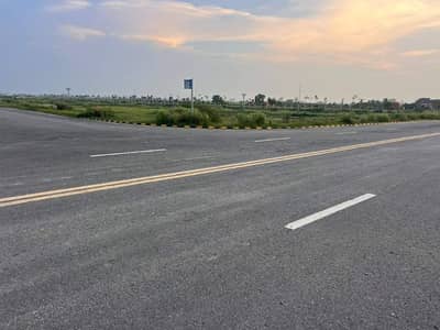 10 Marla Plot For Sale