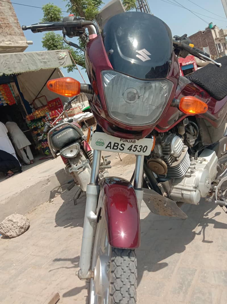 موٹر سائیکل فار سیل اچھی کنڈیشن ہے سیریس بندے رابطہ کریں 1