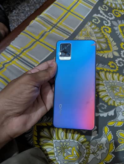 Vivo V20